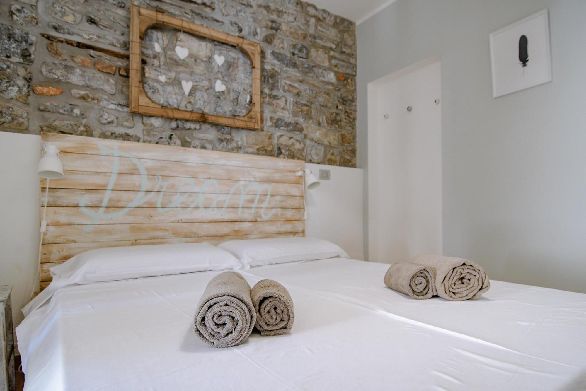 Gem Of The Lake - Luxury Apartment Como Old Town Exterior photo